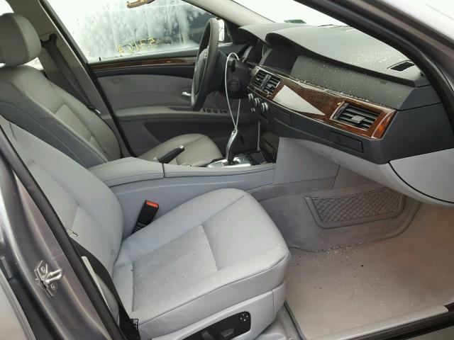 WBANV1C50AC445937 - 2010 BMW 528 XI GRAY photo 5