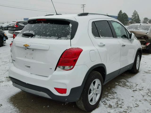 3GNCJLSB7HL230263 - 2017 CHEVROLET TRAX 1LT WHITE photo 4