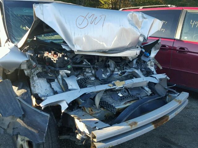 1GNDV33107D216515 - 2007 CHEVROLET UPLANDER L SILVER photo 9