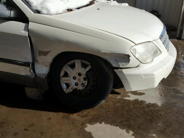 2A8GM48L18R659191 - 2008 CHRYSLER PACIFICA L WHITE photo 9