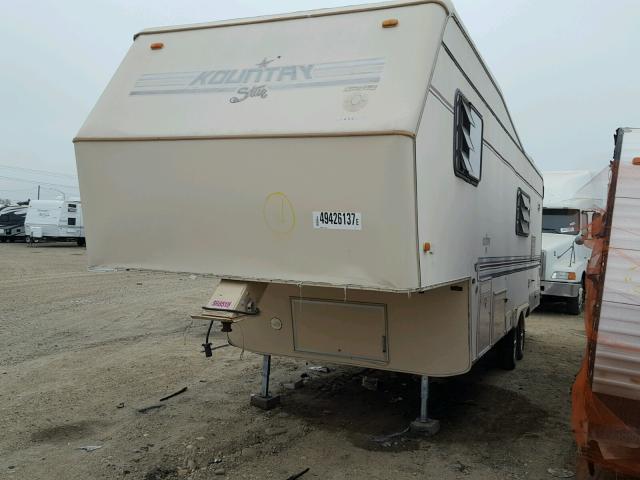 1N8WR2922J0070704 - 1988 KOUN 5TH WHEEL TAN photo 3