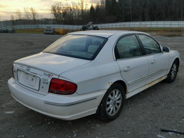 KMHWF35H42A731130 - 2002 HYUNDAI SONATA GLS WHITE photo 4