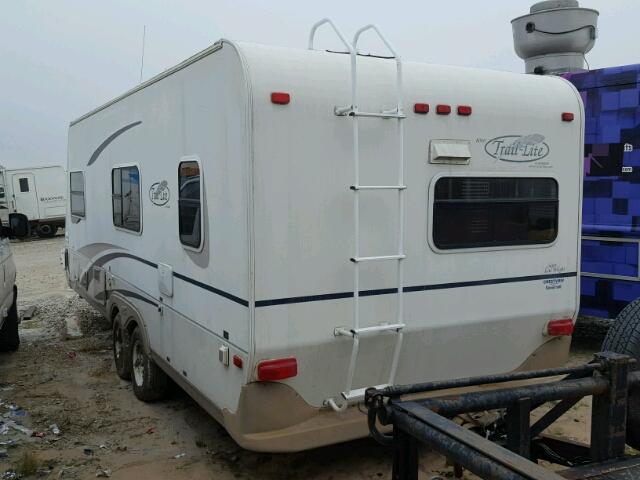 4WY204L2141200260 - 2004 TRAIL KING TRAIL LITE WHITE photo 3