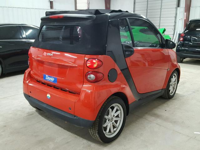 WMEEK31X08K102476 - 2008 SMART FORTWO PAS ORANGE photo 4