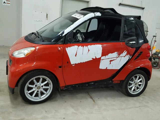 WMEEK31X08K102476 - 2008 SMART FORTWO PAS ORANGE photo 9