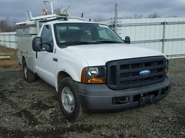 1FDSF30516EB36262 - 2006 FORD F350 SRW S WHITE photo 1