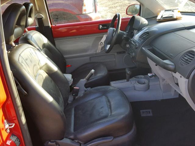 3VWDD21C82M401982 - 2002 VOLKSWAGEN NEW BEETLE Qırmızı foto 5