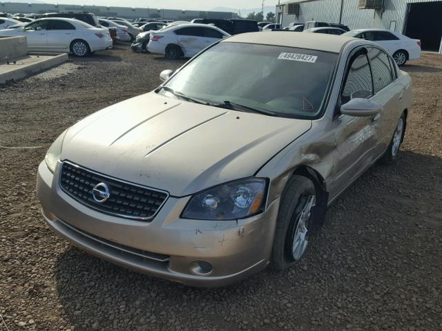 1N4AL11D15N498289 - 2005 NISSAN ALTIMA S GOLD photo 2