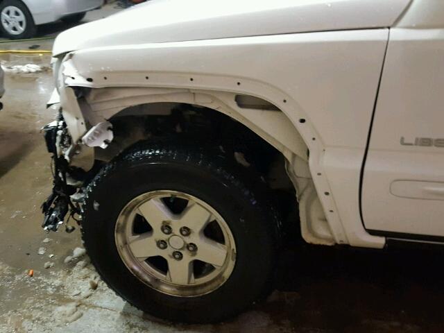 1J8GL58K54W135933 - 2004 JEEP LIBERTY LI WHITE photo 10