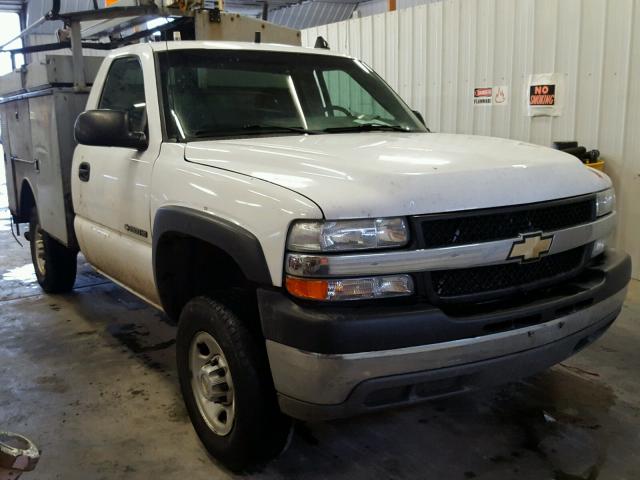 1GBHC24U21E242297 - 2001 CHEVROLET SILVERADO WHITE photo 1