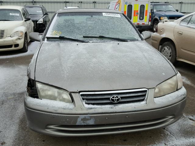 4T1BG22K01U040051 - 2001 TOYOTA CAMRY CE GRAY photo 9