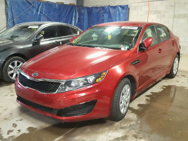 KNAGM4A77B5080311 - 2011 KIA OPTIMA LX RED photo 2