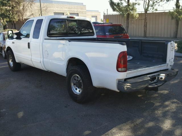 1FTNX20F02EC94040 - 2002 FORD F250 SUPER WHITE photo 3