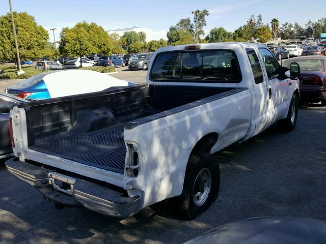 1FTNX20F02EC94040 - 2002 FORD F250 SUPER WHITE photo 4