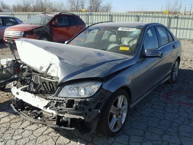 WDDGF5EB0AF490562 - 2010 MERCEDES-BENZ C 300 GRAY photo 2