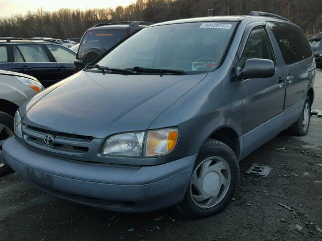 4T3ZF13C3XU135089 - 1999 TOYOTA SIENNA LE BLUE photo 2