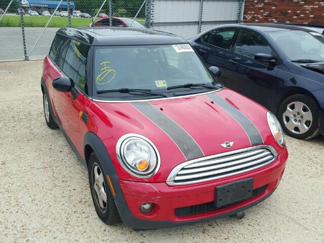 WMWML3C53ATX36784 - 2010 MINI COOPER CLU RED photo 1