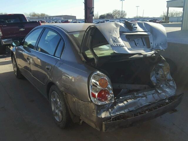 1N4AL11D43C208927 - 2003 NISSAN ALTIMA BAS GRAY photo 3