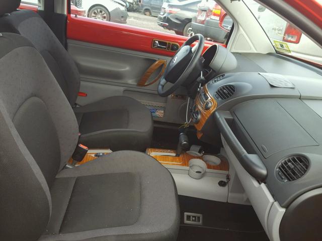 3VWCC21C6XM442990 - 1999 VOLKSWAGEN NEW BEETLE RED photo 5