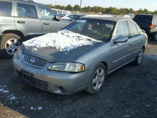 3N1CB51D0YL339333 - 2000 NISSAN SENTRA BAS SILVER photo 2