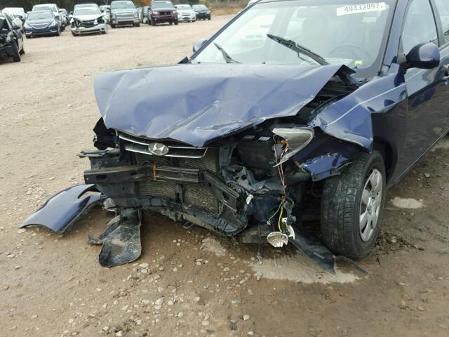 KMHDU46DX8U284583 - 2008 HYUNDAI ELANTRA GL BLUE photo 9