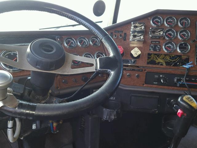 1FUPUSZB71LG04711 - 2001 FREIGHTLINER CONVENTION PURPLE photo 10