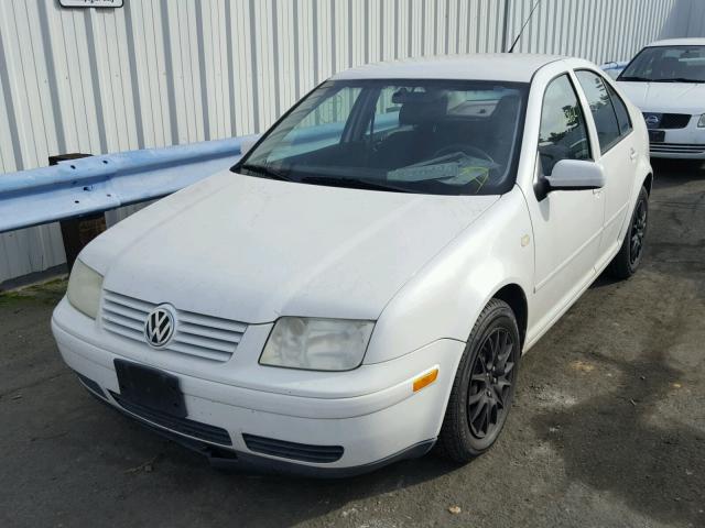 3VWRA29M0YM085367 - 2000 VOLKSWAGEN JETTA GL WHITE photo 2