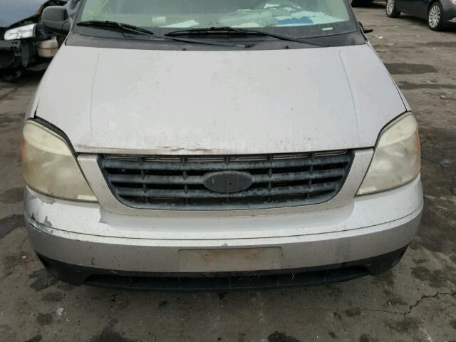 2FMZA57684BA36546 - 2004 FORD FREESTAR S SILVER photo 7