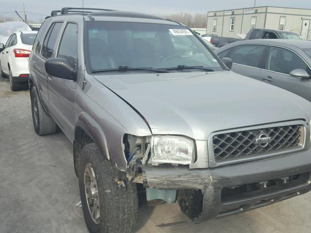 JN8DR09Y81W582058 - 2001 NISSAN PATHFINDER SILVER photo 9