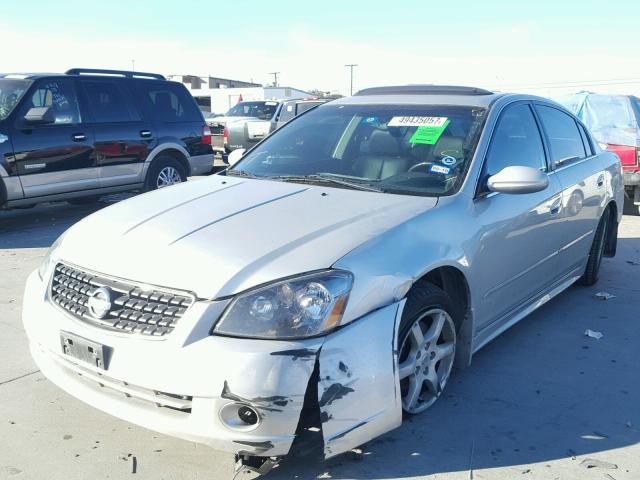 1N4AL11D85N900387 - 2005 NISSAN ALTIMA S SILVER photo 2