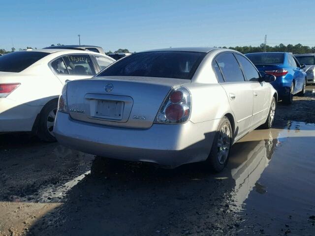 1N4AL11D05C125210 - 2005 NISSAN ALTIMA S SILVER photo 4