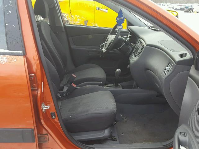 KNADE243796587209 - 2009 KIA RIO 5 SX ORANGE photo 5