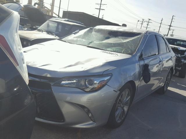 4T1BF1FK8GU538109 - 2016 TOYOTA CAMRY LE SILVER photo 2