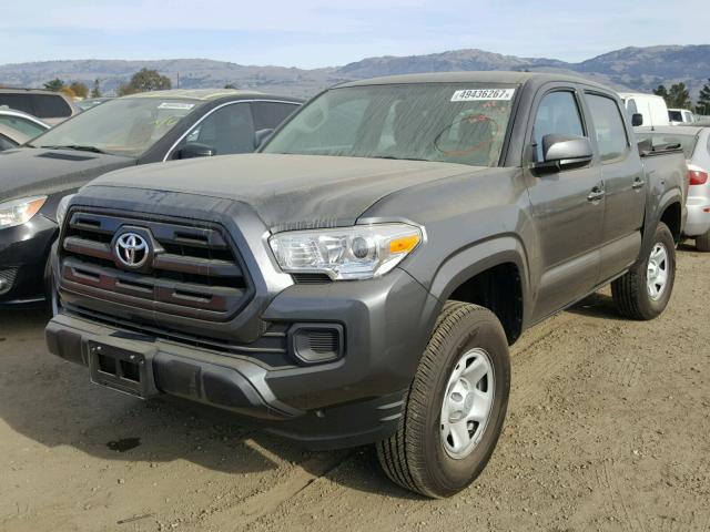 3TMCZ5AN9HM060040 - 2017 TOYOTA TACOMA DOU GRAY photo 2