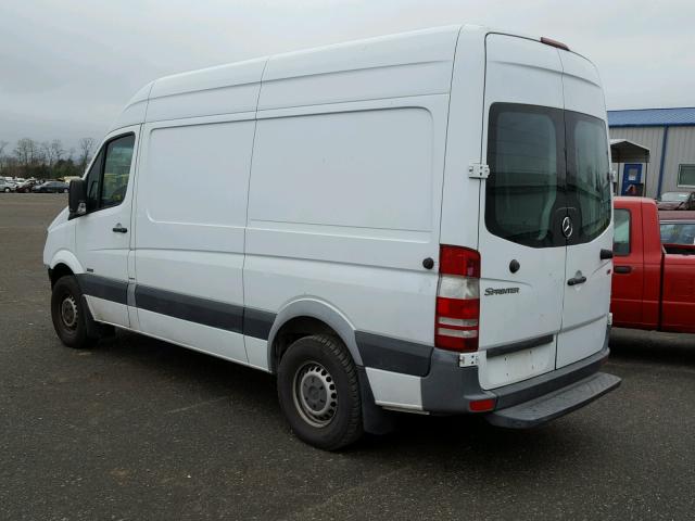 WD3PE7CC4A5488429 - 2010 MERCEDES-BENZ SPRINTER 2 WHITE photo 3