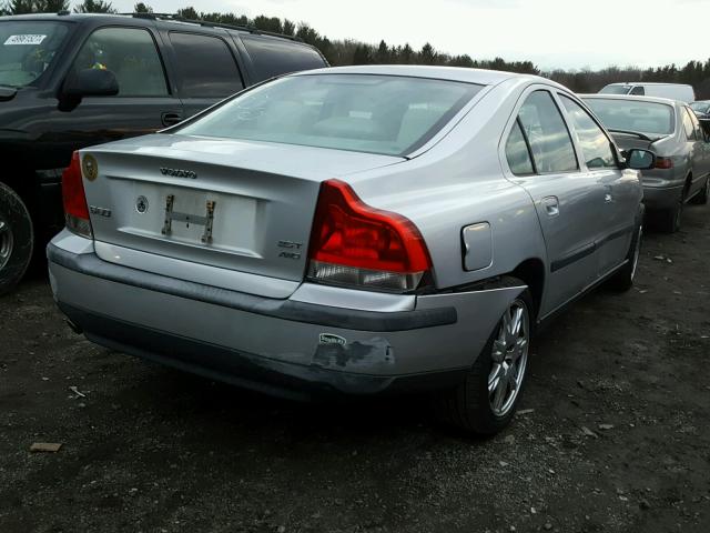 YV1RH59H742389200 - 2004 VOLVO S60 2.5T SILVER photo 4