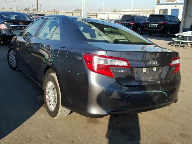 4T4BF1FK6DR310255 - 2013 TOYOTA CAMRY L GRAY photo 3