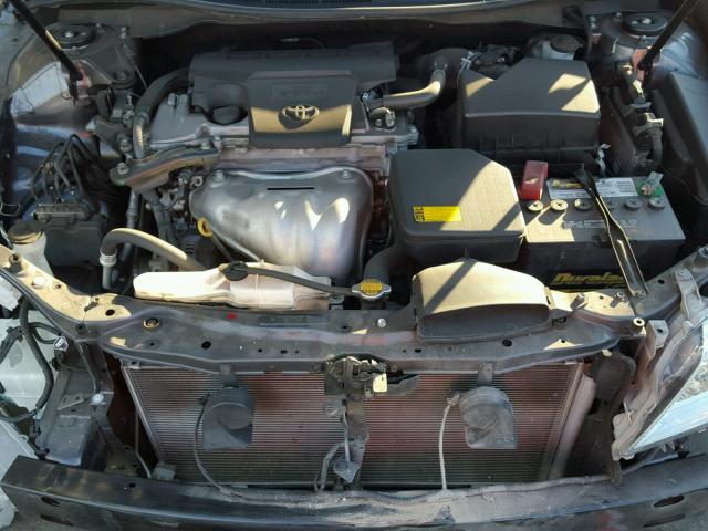 4T4BF1FK6DR310255 - 2013 TOYOTA CAMRY L GRAY photo 7