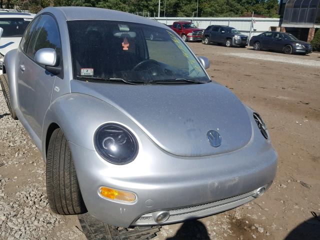 3VWCC21C6YM426290 - 2000 VOLKSWAGEN NEW BEETLE 银色 照片 1