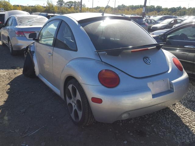 3VWCC21C6YM426290 - 2000 VOLKSWAGEN NEW BEETLE 银色 照片 3