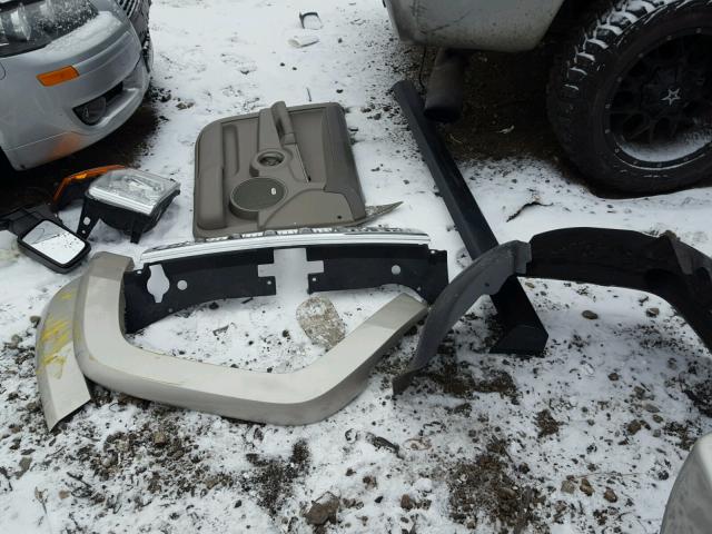 1J8HG48K47C635770 - 2007 JEEP COMMANDER 银色 照片 9