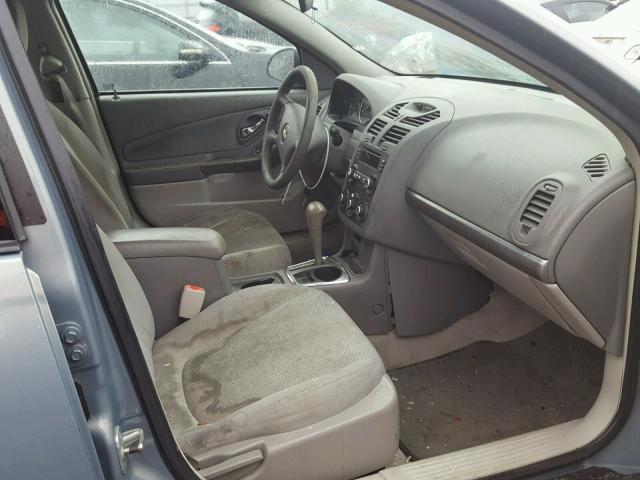 1G1ZS57FX7F269812 - 2007 CHEVROLET MALIBU LS GRAY photo 5