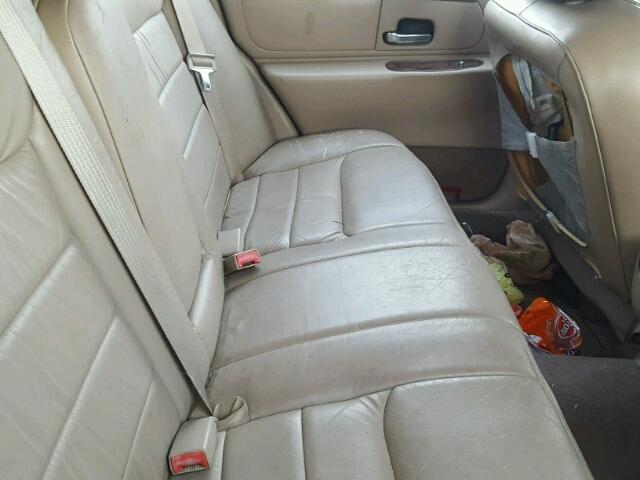 1LNHM82W81Y661930 - 2001 LINCOLN TOWN CAR S BEIGE photo 6
