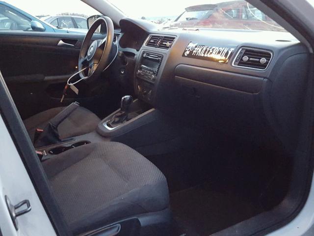 3VW2K7AJXCM387352 - 2012 VOLKSWAGEN JETTA BASE 白色 照片 5