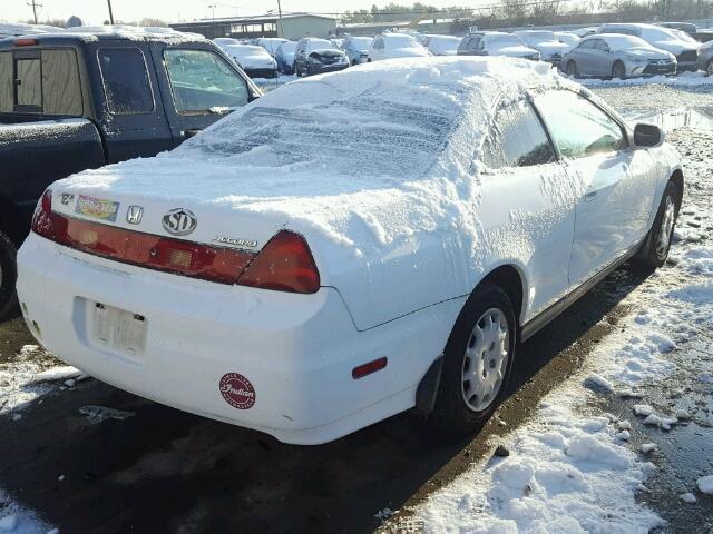 1HGCG32641A024634 - 2001 HONDA ACCORD LX WHITE photo 4