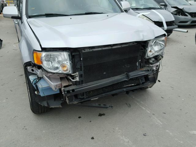 1FMCU0EG4BKA96743 - 2011 FORD ESCAPE LIM SILVER photo 9