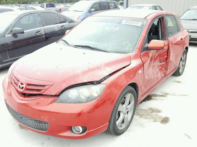 JM1BK143151248126 - 2005 MAZDA 3 HATCHBAC RED photo 2