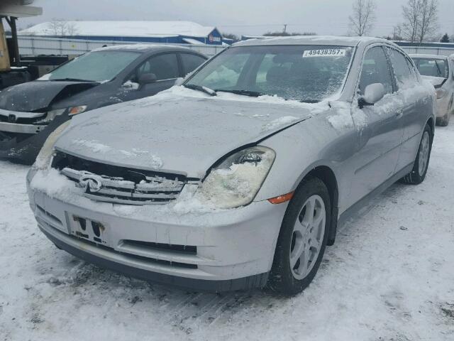 JNKCV51F54M708157 - 2004 INFINITI G35 SILVER photo 2