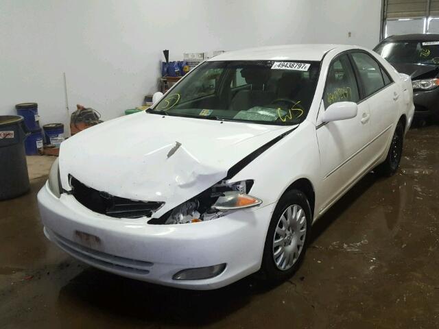 4T1BE30K14U291857 - 2004 TOYOTA CAMRY LE WHITE photo 2