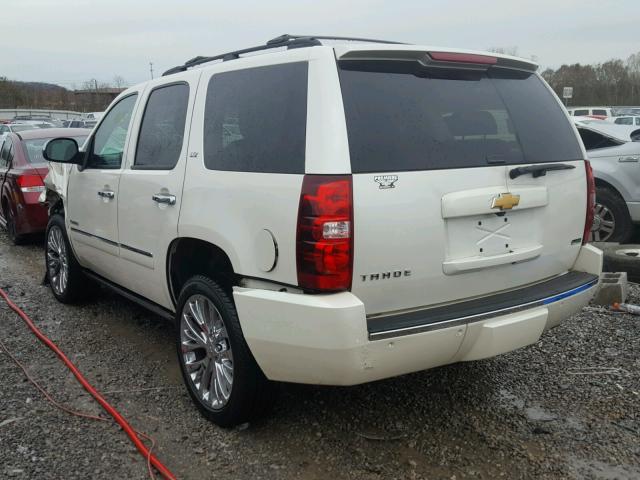 1GNSKCE01CR211812 - 2012 CHEVROLET TAHOE K150 WHITE photo 3